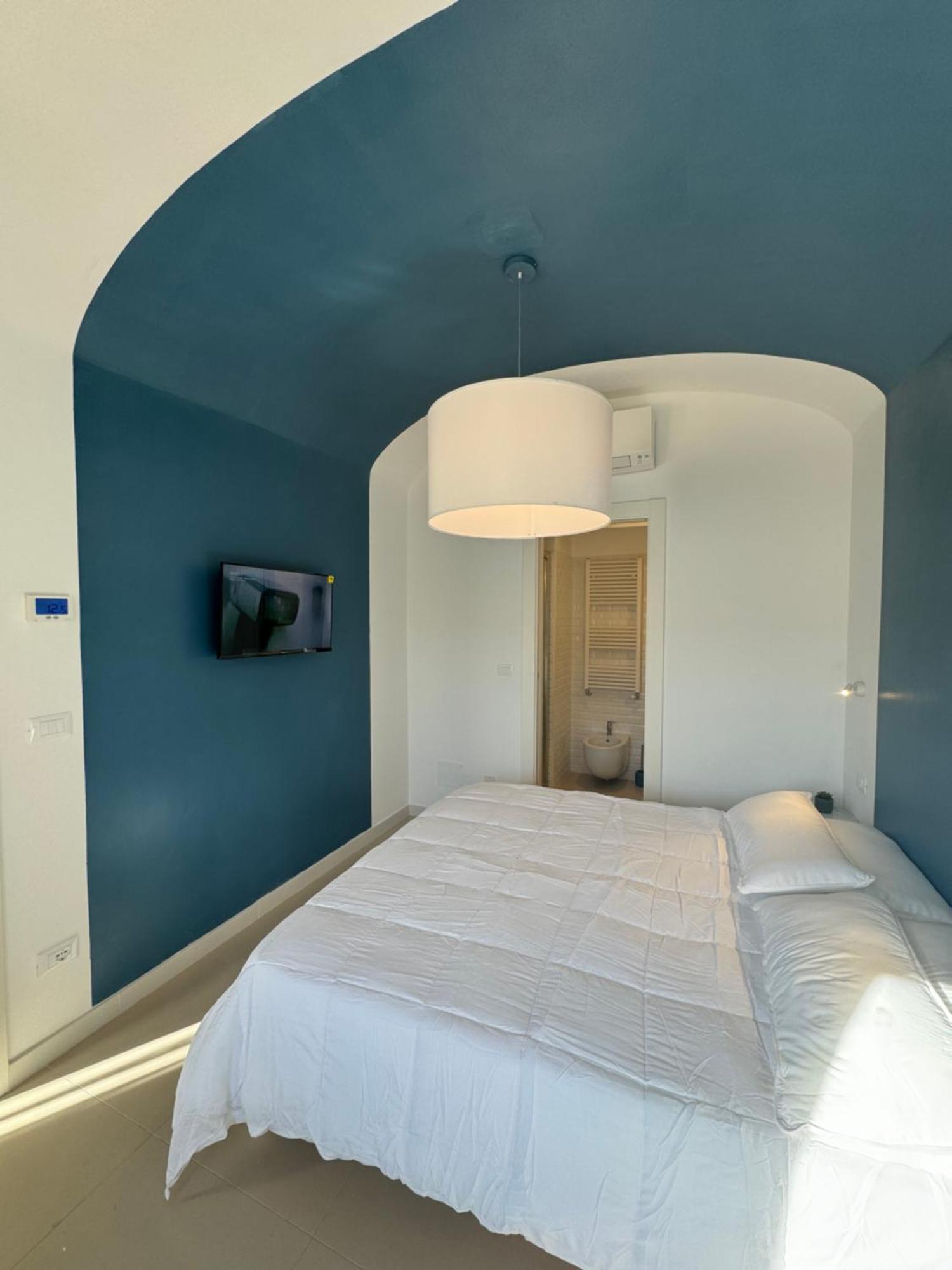 Titti Guest-House Hotel Finale Ligure Buitenkant foto