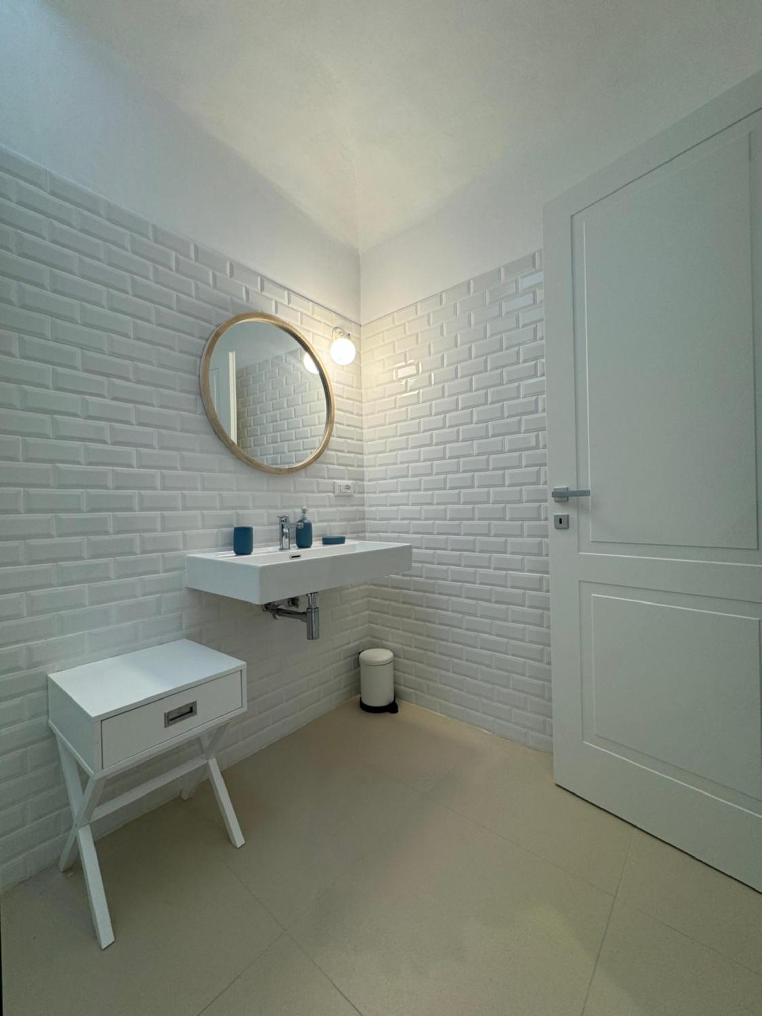 Titti Guest-House Hotel Finale Ligure Buitenkant foto