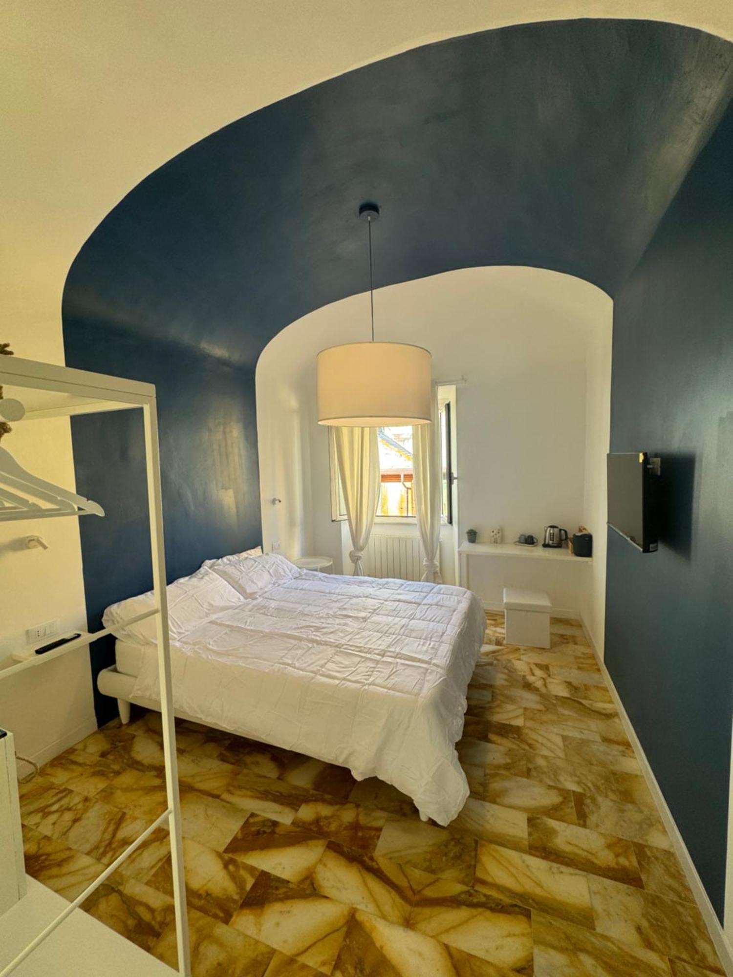 Titti Guest-House Hotel Finale Ligure Buitenkant foto